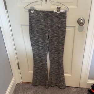 Super Hi-Rise Plush Flare Leggings